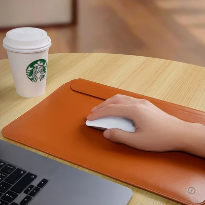 Sleek Solid Portable Laptop Bag - Image 3