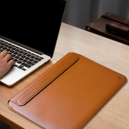 Sleek Solid Portable Laptop Bag - Image 2